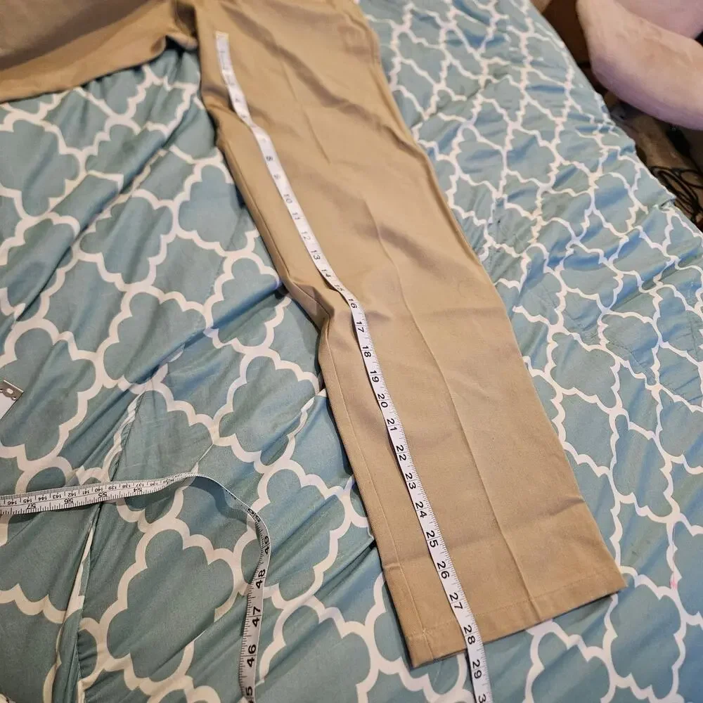 St. Johns Bay Mens 32x32 Khaki Pants Loose Fit Flat Front Casual Chino Beige
